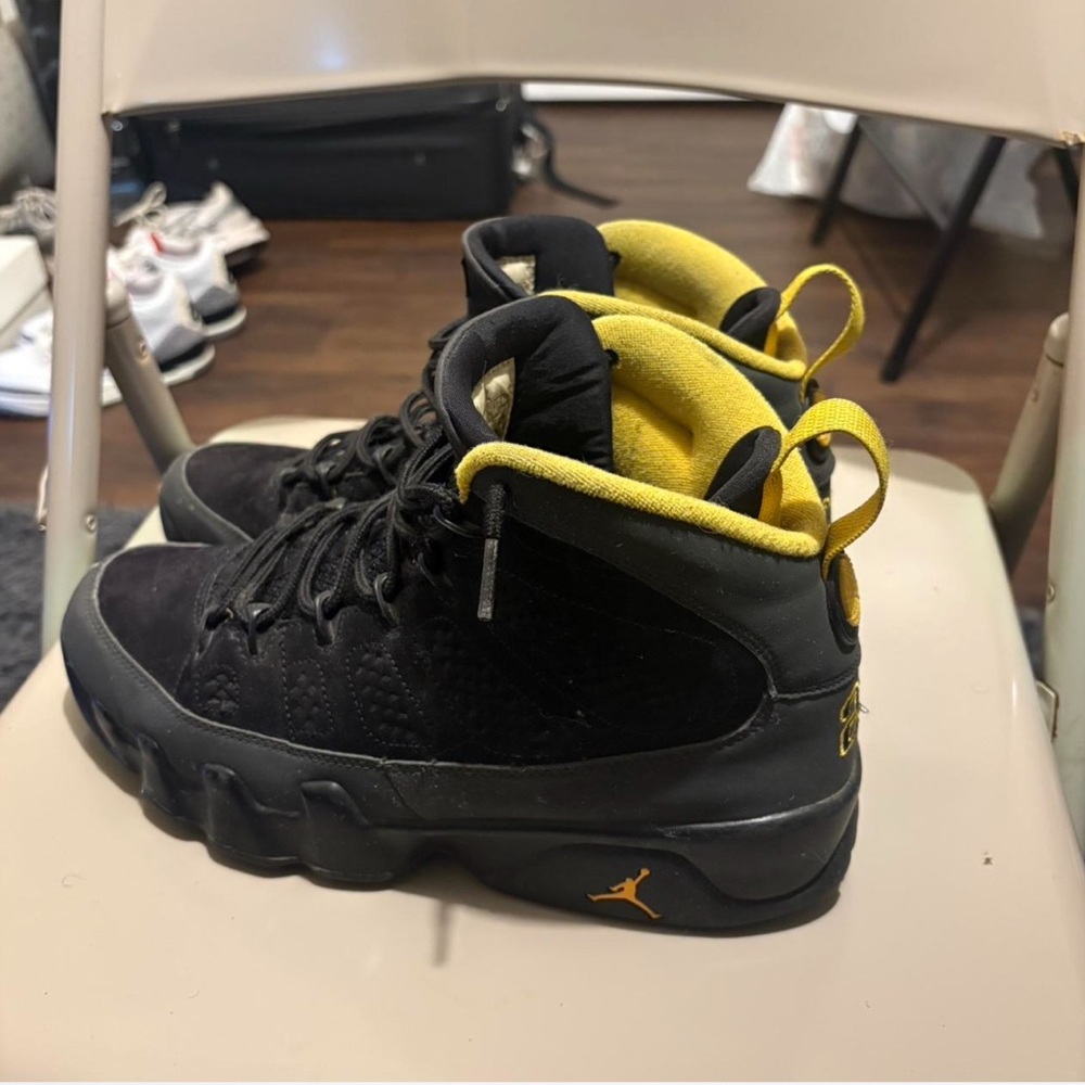 jordan 9 charcoal size 9.5